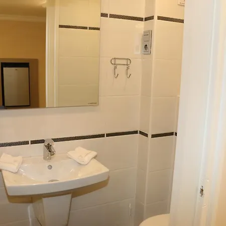 Aradi Vendeghaz Pensionat 3*
