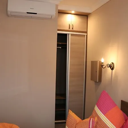 Pensionat Aradi Vendeghaz 3*