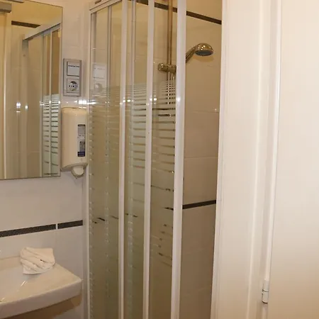 Aradi Vendeghaz Guest house Miskolc
